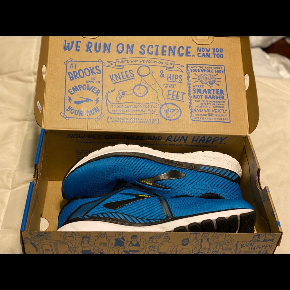 Brooks Men’s Adrenaline GTS 20 Men’s Shoes Sz 12